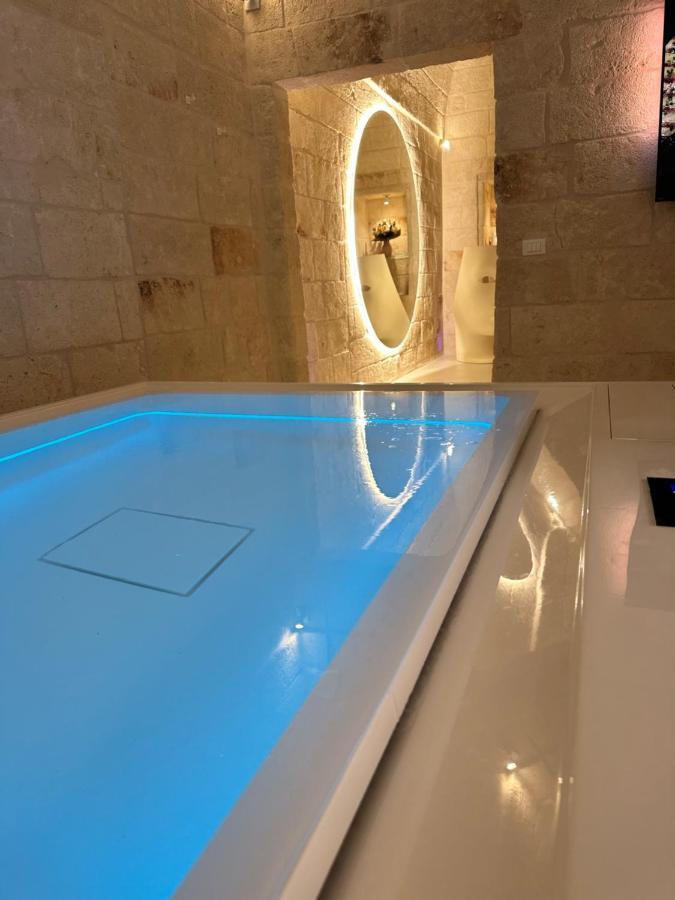 Secret Suite Monopoli Luaran gambar